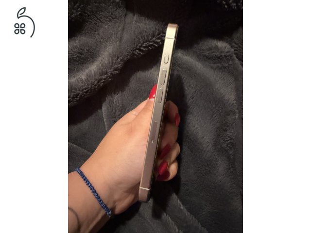 Eladó iPhone 15 Pro 256 GB silver 