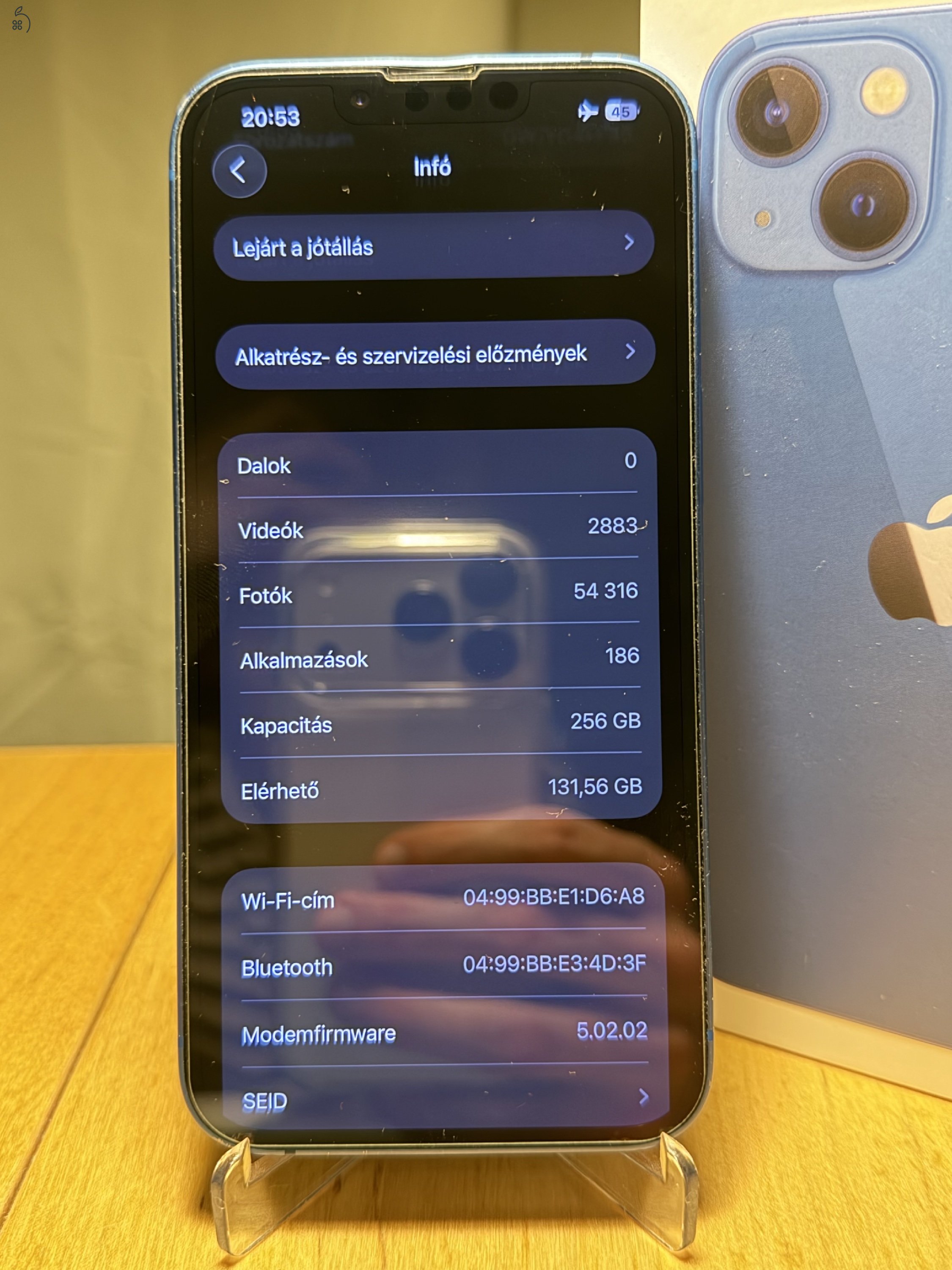iPhone 13 256GB kék - Vodafone függő