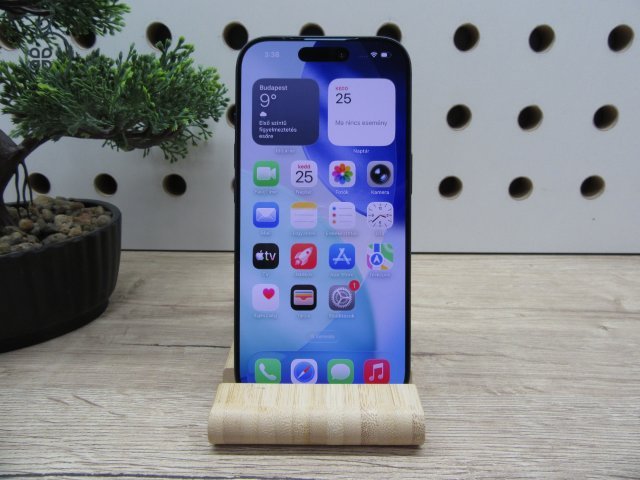 Apple iPhone 17 Pro – Deep Blue – ProMotion 120 Hz, titán dizájn, USB-C – 256 GB – Használt, újszerű – 100% akku – Apple garancia 2026. 10. 26-ig