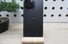 Apple iPhone 15 Pro Max – Black Titanium – ProMotion 120 Hz, A17 Pro, 5× tele – 256 GB – Használt, karcmentes – 100% akku – Garancia 2026. 06. 04-ig