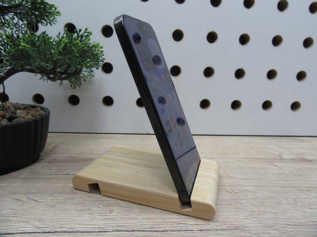 Apple iPhone 15 Pro Max – Black Titanium – ProMotion 120 Hz, A17 Pro, 5× tele – 256 GB – Használt, karcmentes – 100% akku – Garancia 2026. 06. 04-ig