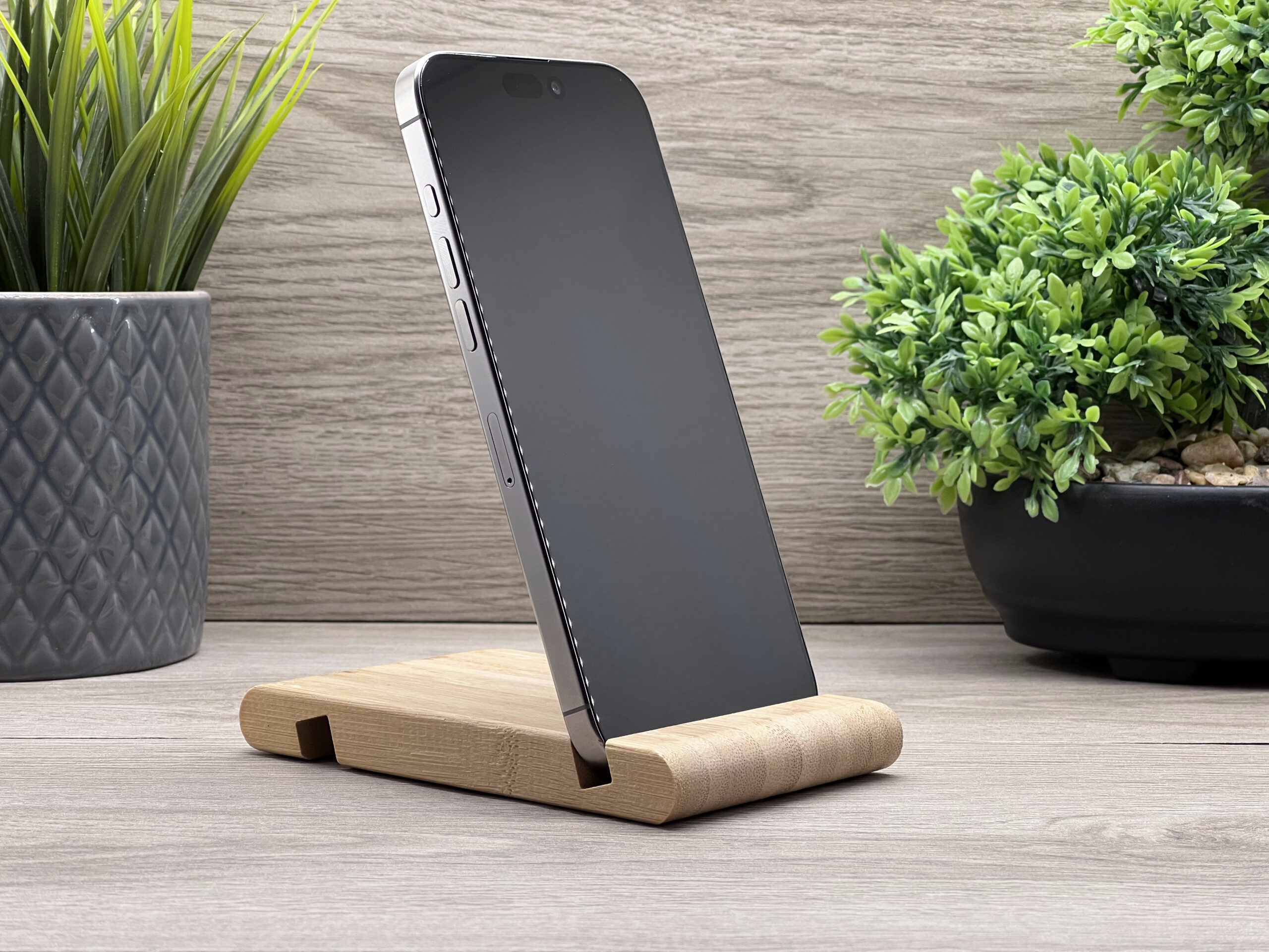 iPhone 16 Pro Max Natural Titanium 256GB 2 ÉV Garanciával Számlával 95% Akku