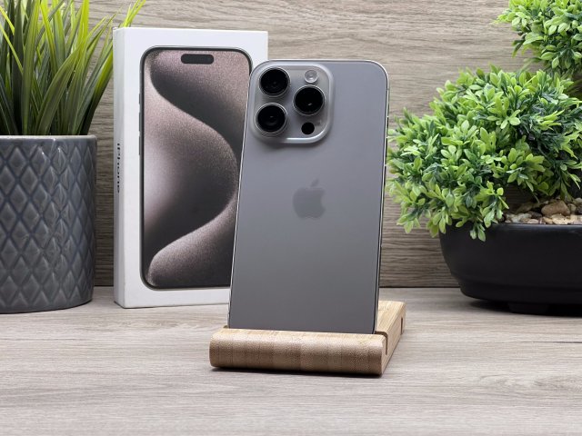 Hibátlan iPhone 15 Pro Natural Titanium 128GB 2 ÉV Garanciával Számlával 92% Akku