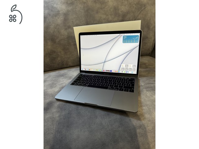 Tökéletes újszerű i5,8gb DDR,256gb HDD, Touchbar