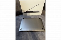 Tökéletes újszerű i5,8gb DDR,256gb HDD, Touchbar