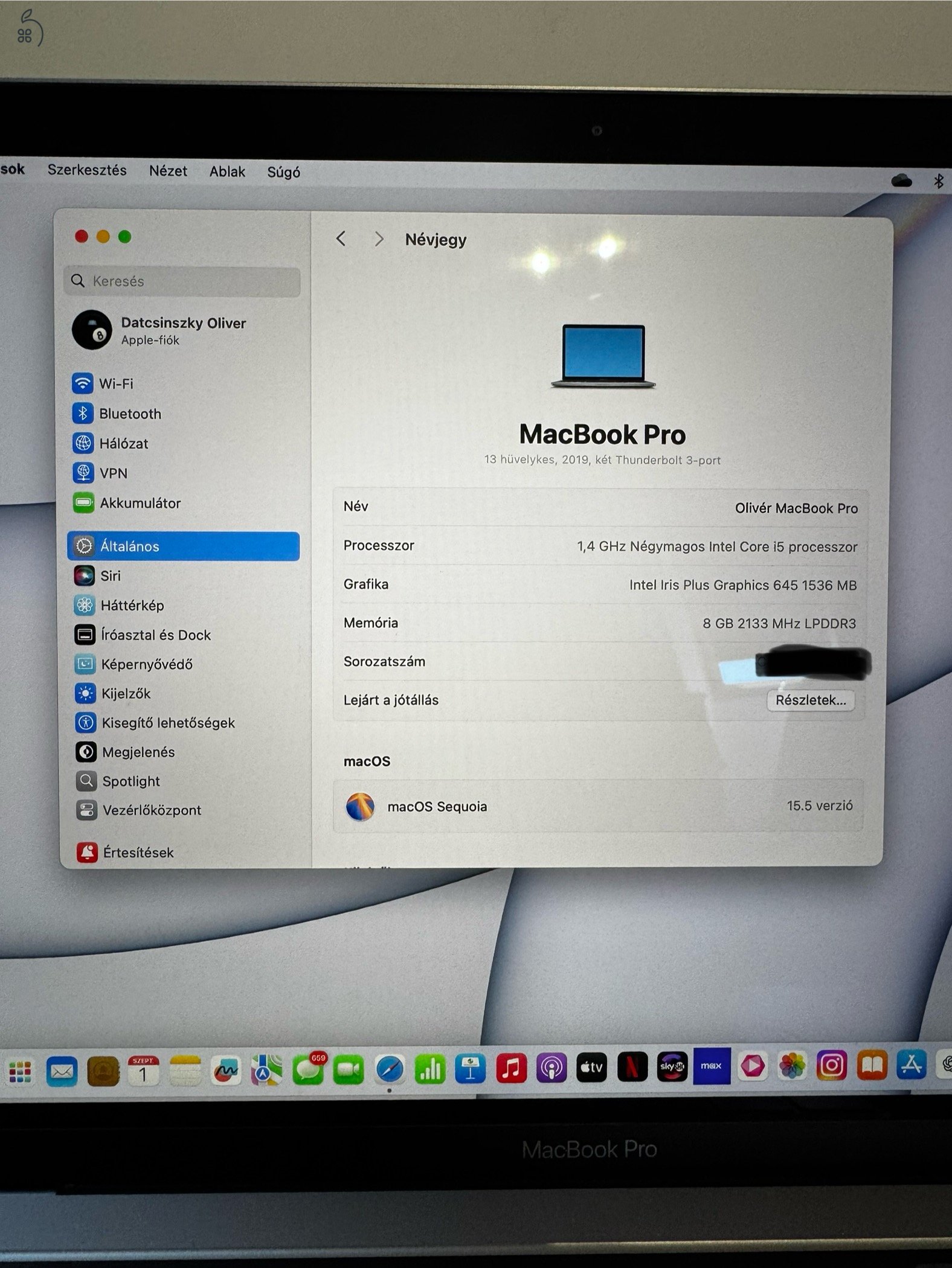 Tökéletes újszerű i5,8gb DDR,256gb HDD, Touchbar
