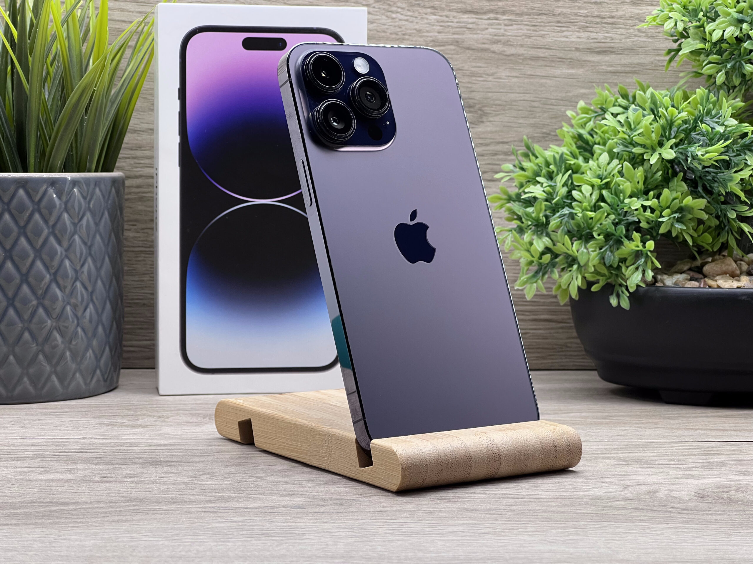 Hibátlan iPhone 14 Pro Max  Deep Purple 128GB 2 ÉV Garanciával Számlával 90% Akku