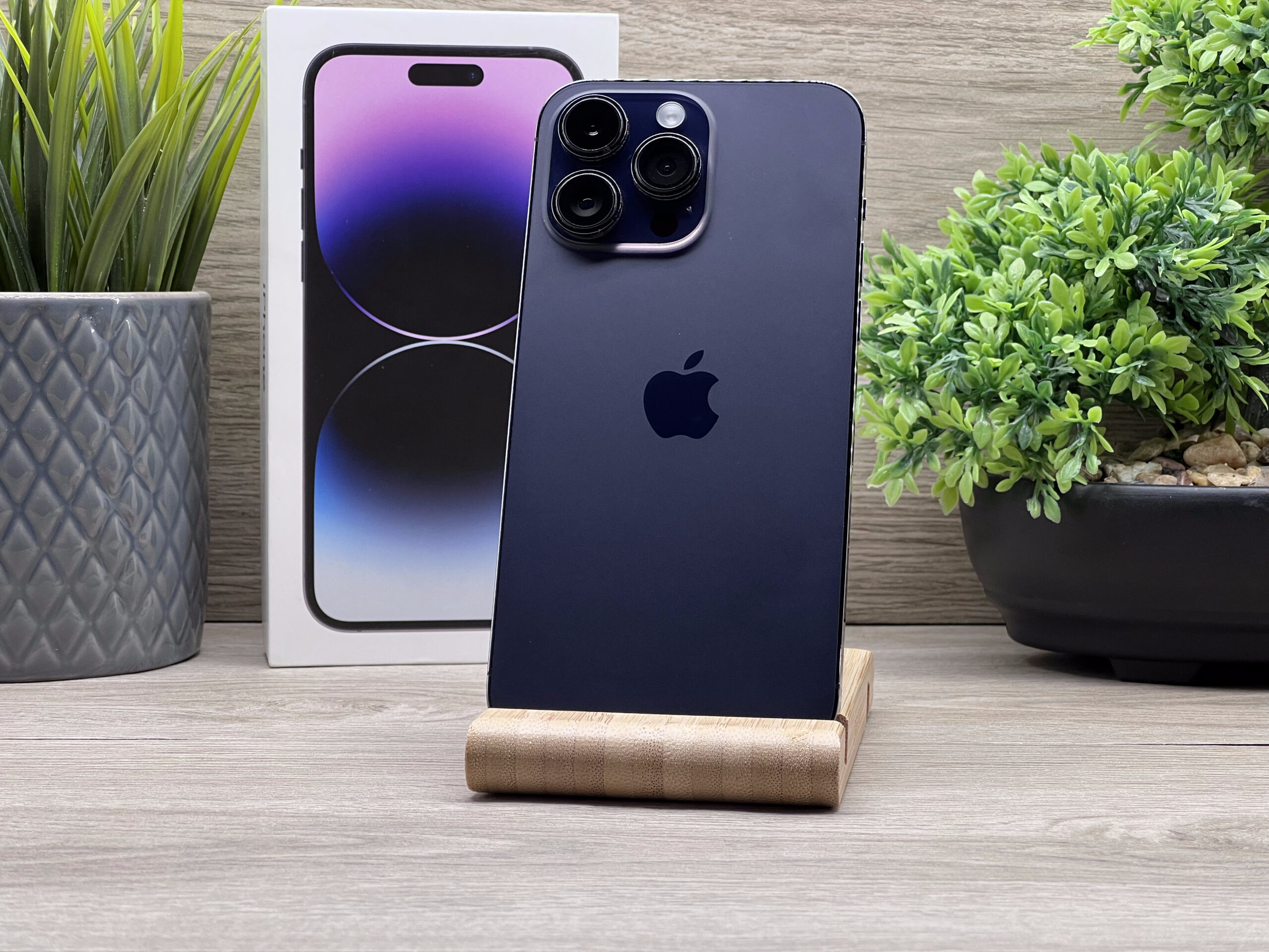 Hibátlan iPhone 14 Pro Max  Deep Purple 128GB 2 ÉV Garanciával Számlával 90% Akku