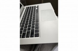 Apple Macbook Air early 2015 i7 (A1466)