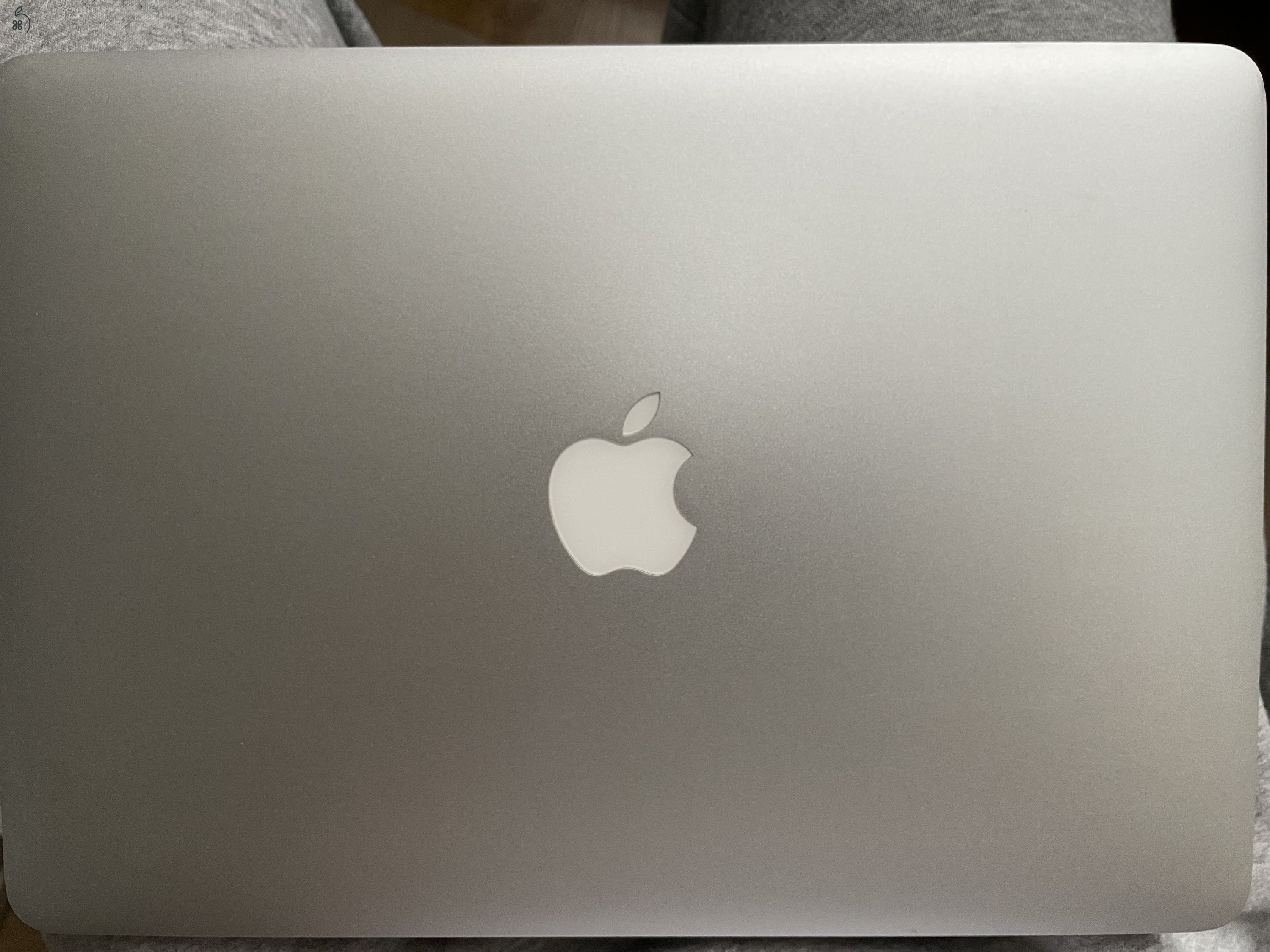Apple Macbook Air early 2015 i7 (A1466)