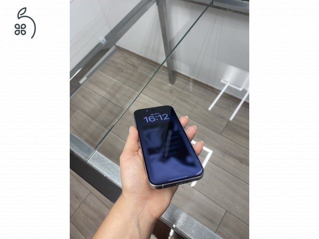  iPhone 15 Pro (1 TB, fehér titán, kártyafüggetlen)