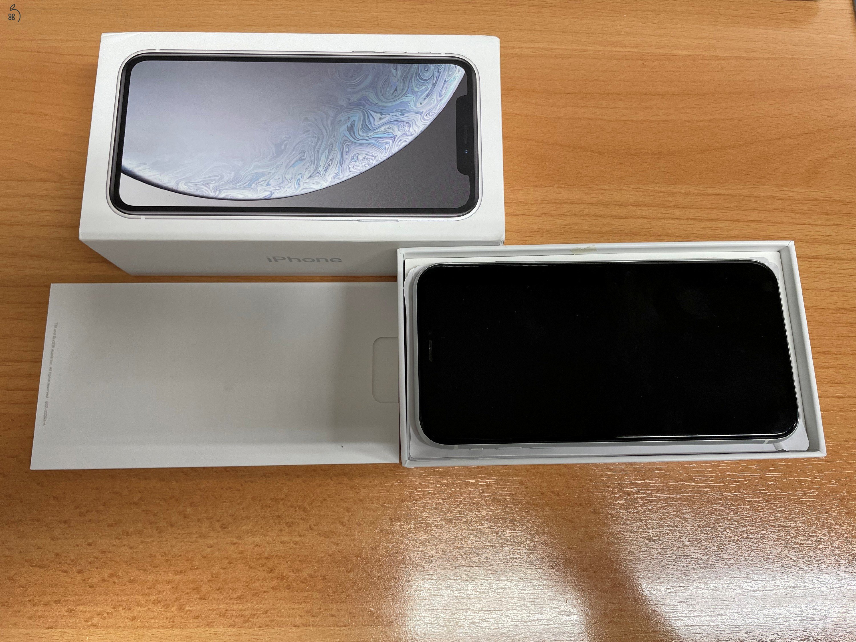 Felújított, hibátlan iPhone XR 64GB White eladó!