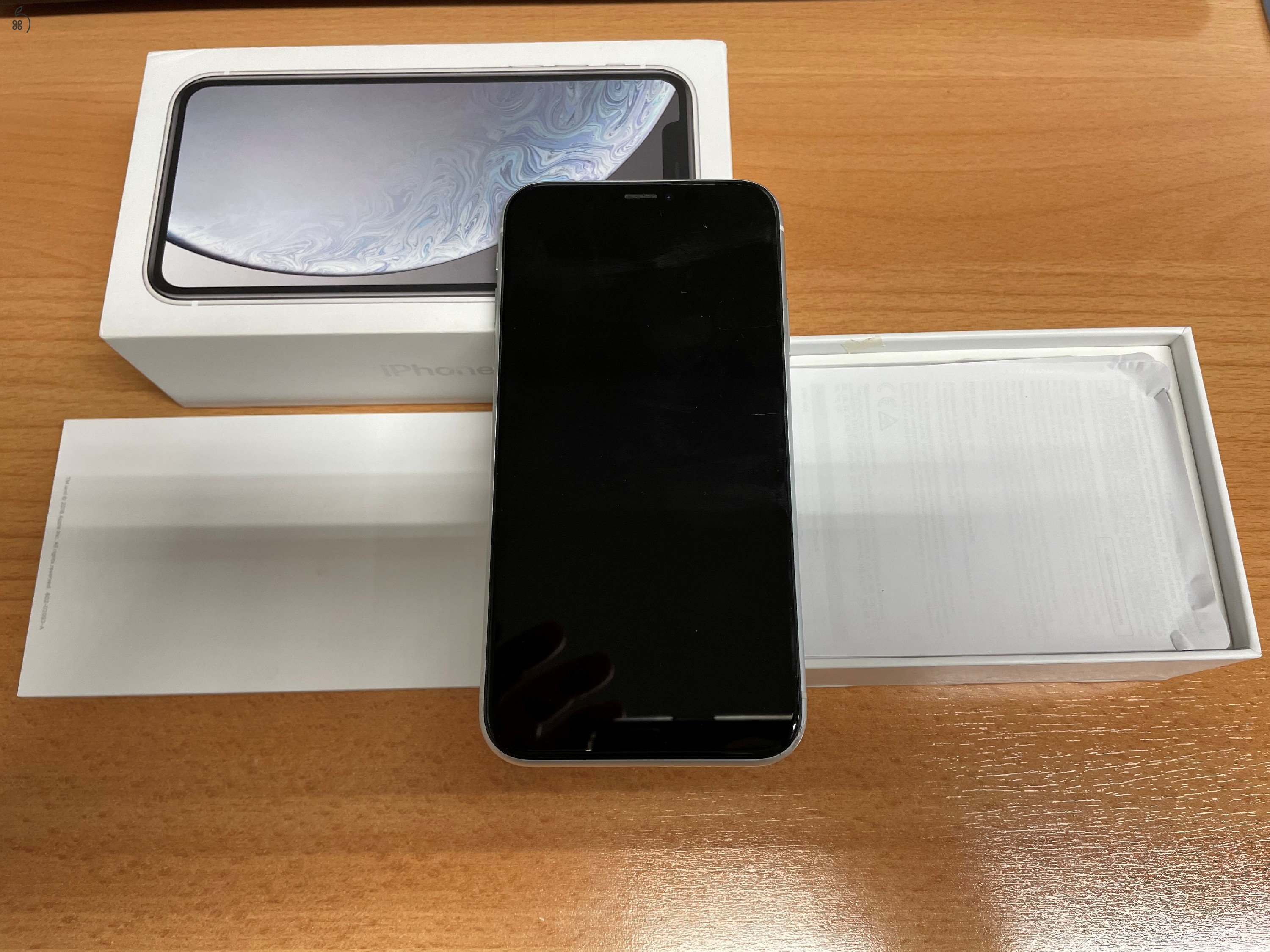 Felújított, hibátlan iPhone XR 64GB White eladó!