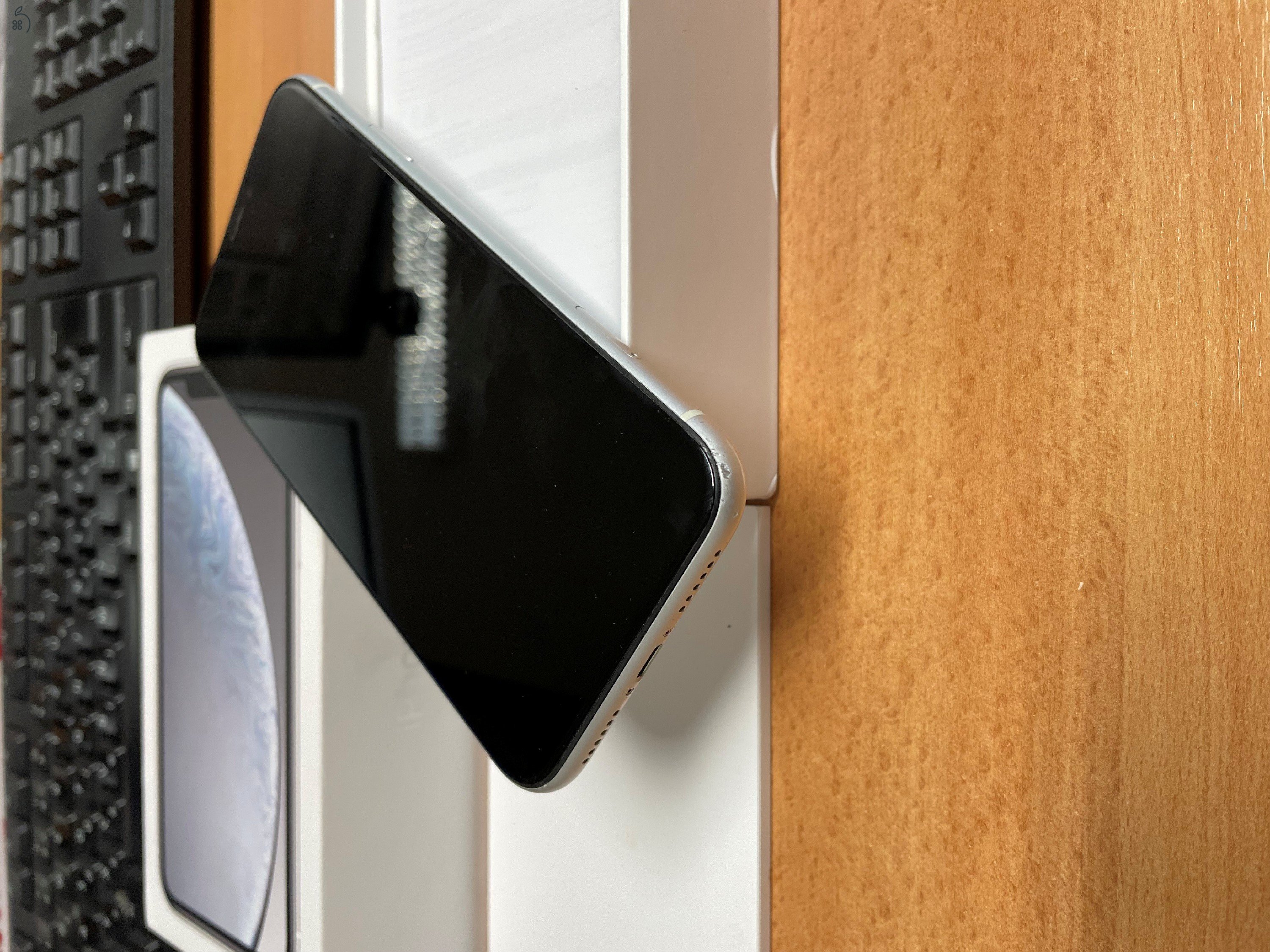 Felújított, hibátlan iPhone XR 64GB White eladó!