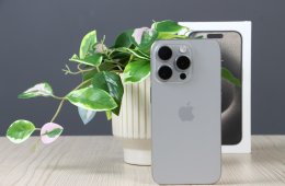 Apple iPhone 15 Pro 256GB Natural Titanium A US-7410