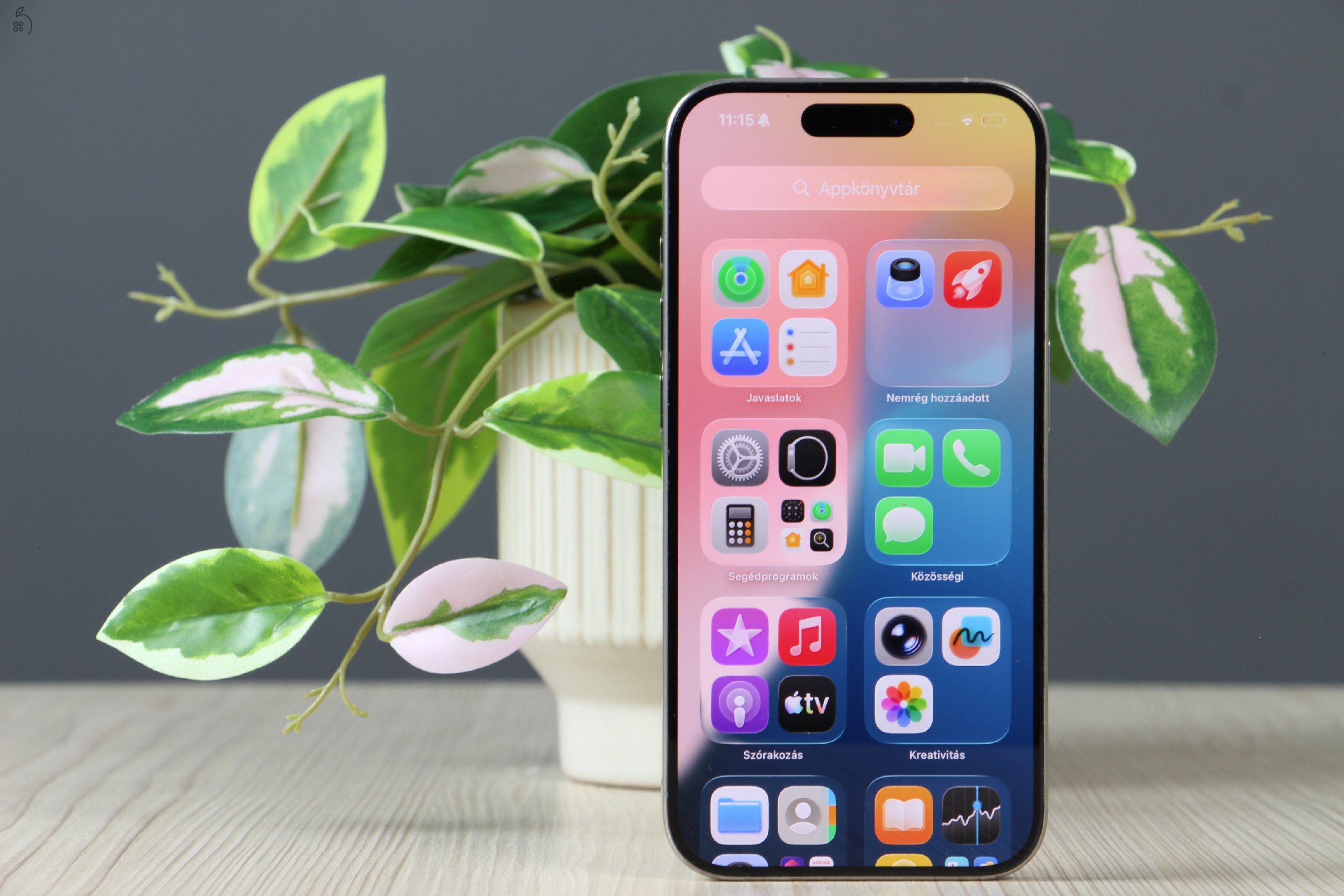 Apple iPhone 15 Pro 256GB Natural Titanium A US-7410