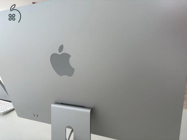 iMac 24