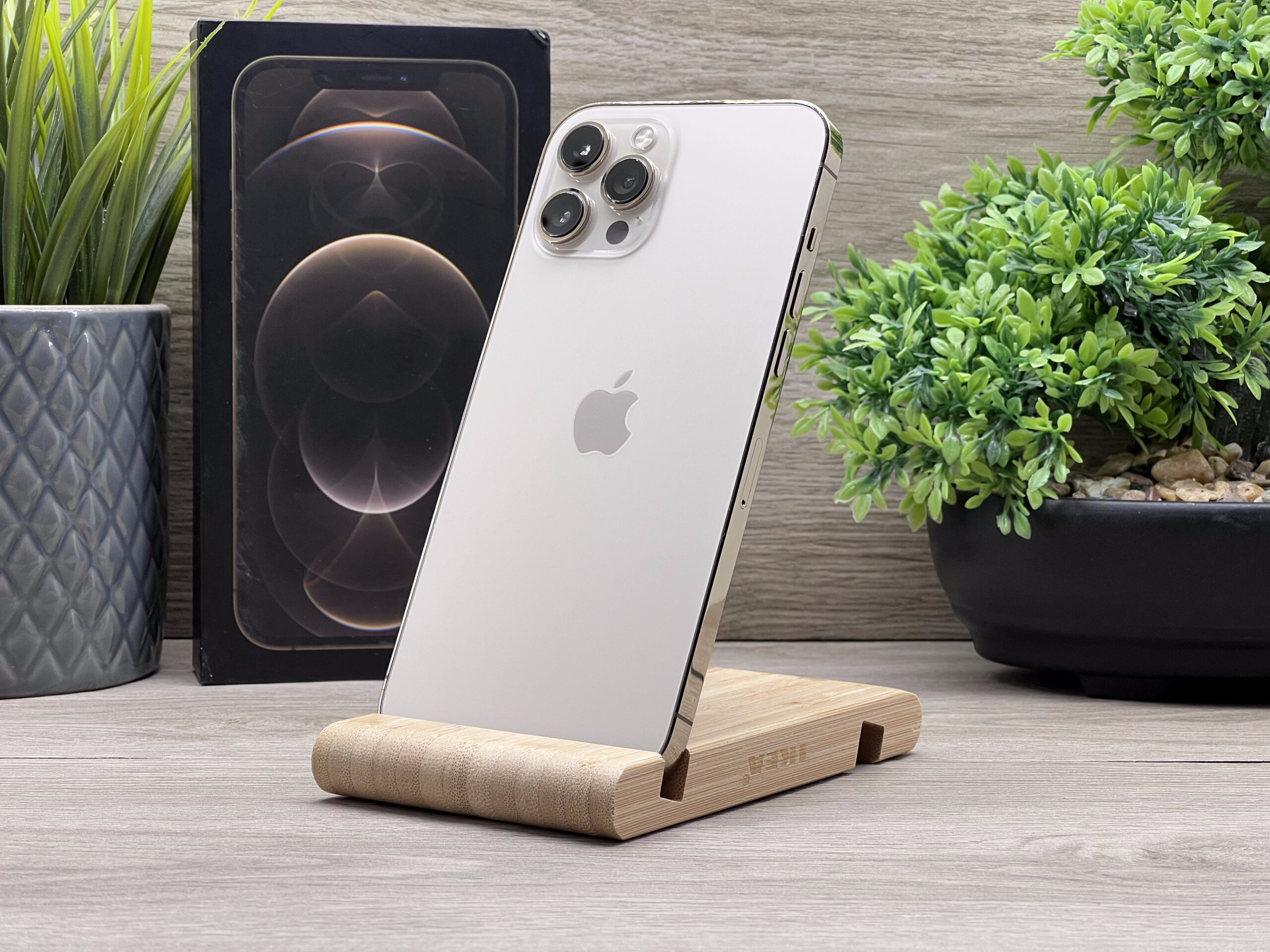 Hibátlan iPhone 12 Pro Max Gold 256GB 2 ÉV Garanciával Számlával 90% Akku