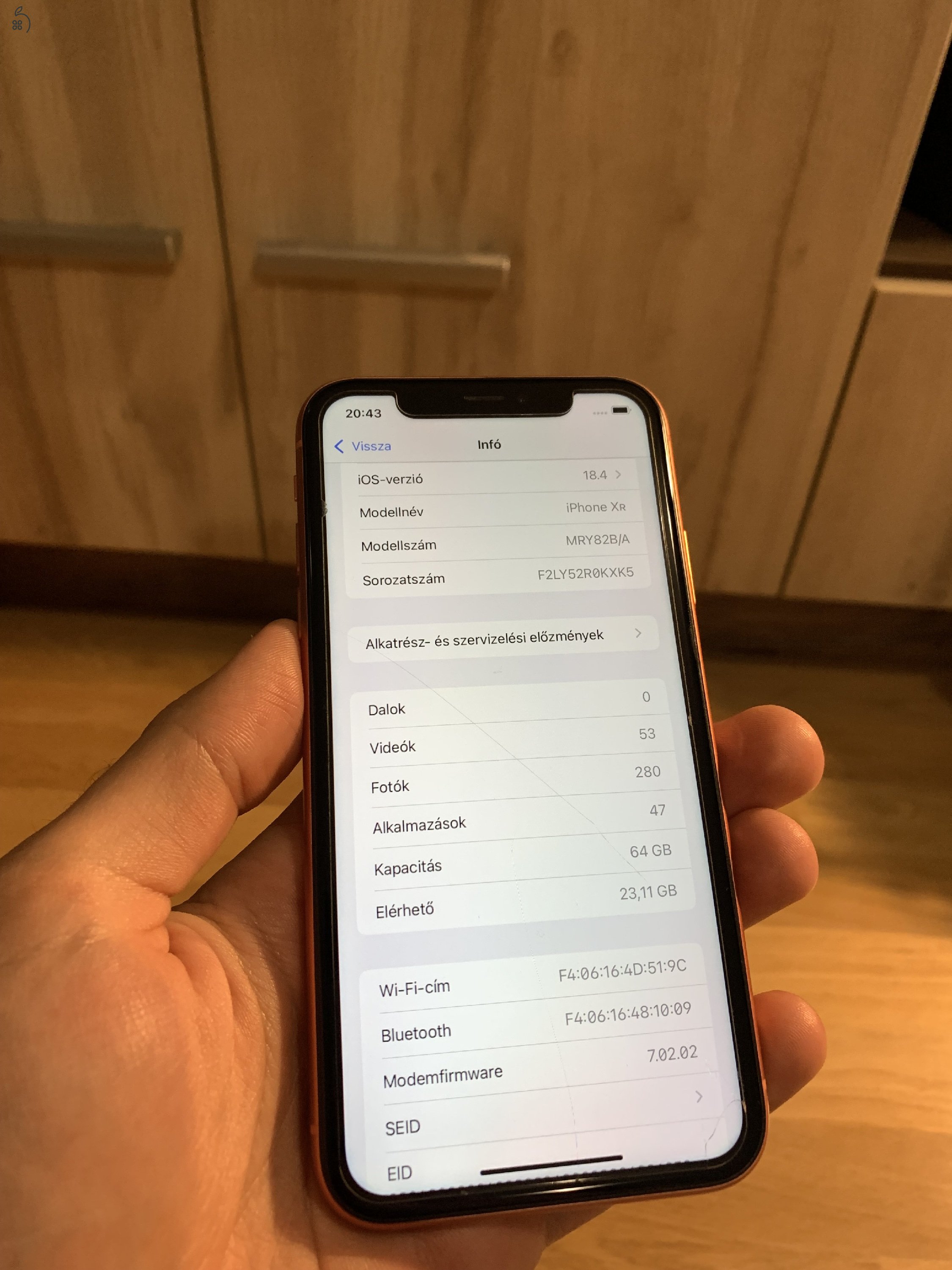 iPhone XR 64GB Független 100% akksi