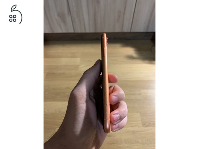 iPhone XR 64GB Független 100% akksi