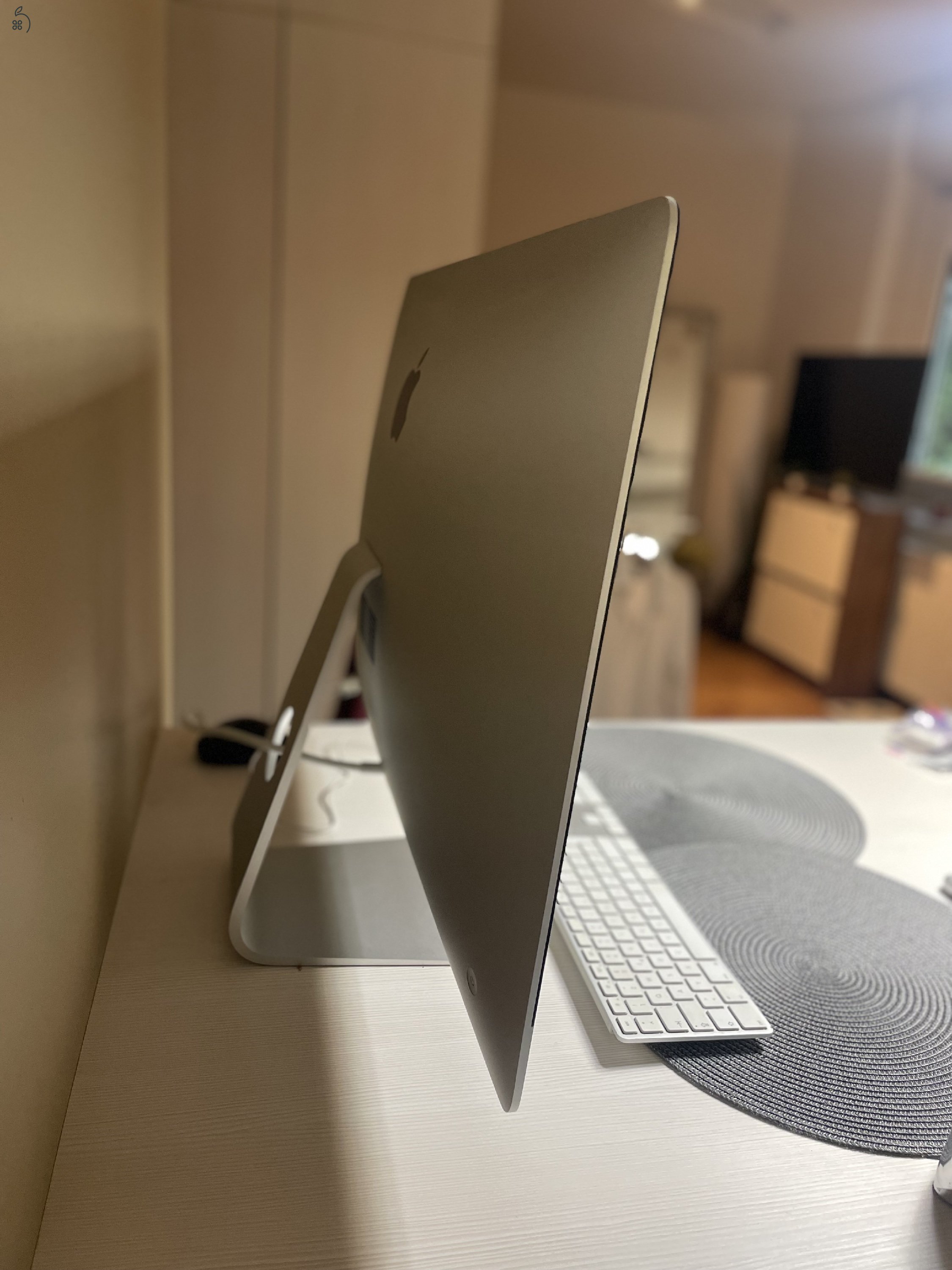 2013 Late iMac - 1TB; 24GB RAM; 2GB GTX; i5 core 4