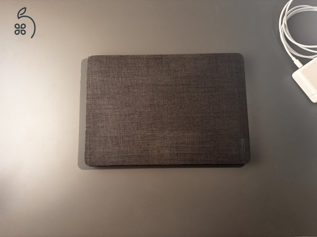 Macbook Pro 13” 2020 TouchBar  4TB