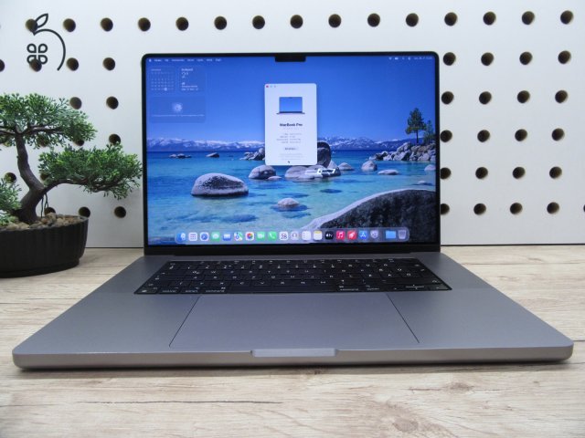 Apple MacBook Pro 16” (2023, M2 Pro) – Liquid Retina XDR + ProMotion 120 Hz, akár 21 óra – 32 GB RAM – 500 GB SSD – Használt, karcmentes – 68 ciklus / 94% akku – 3 hónap garancia