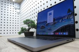 Apple MacBook Pro 16” (2023, M2 Pro) – Liquid Retina XDR + ProMotion 120 Hz, akár 21 óra – 32 GB RAM – 500 GB SSD – Használt, karcmentes – 68 ciklus / 94% akku – 3 hónap garancia