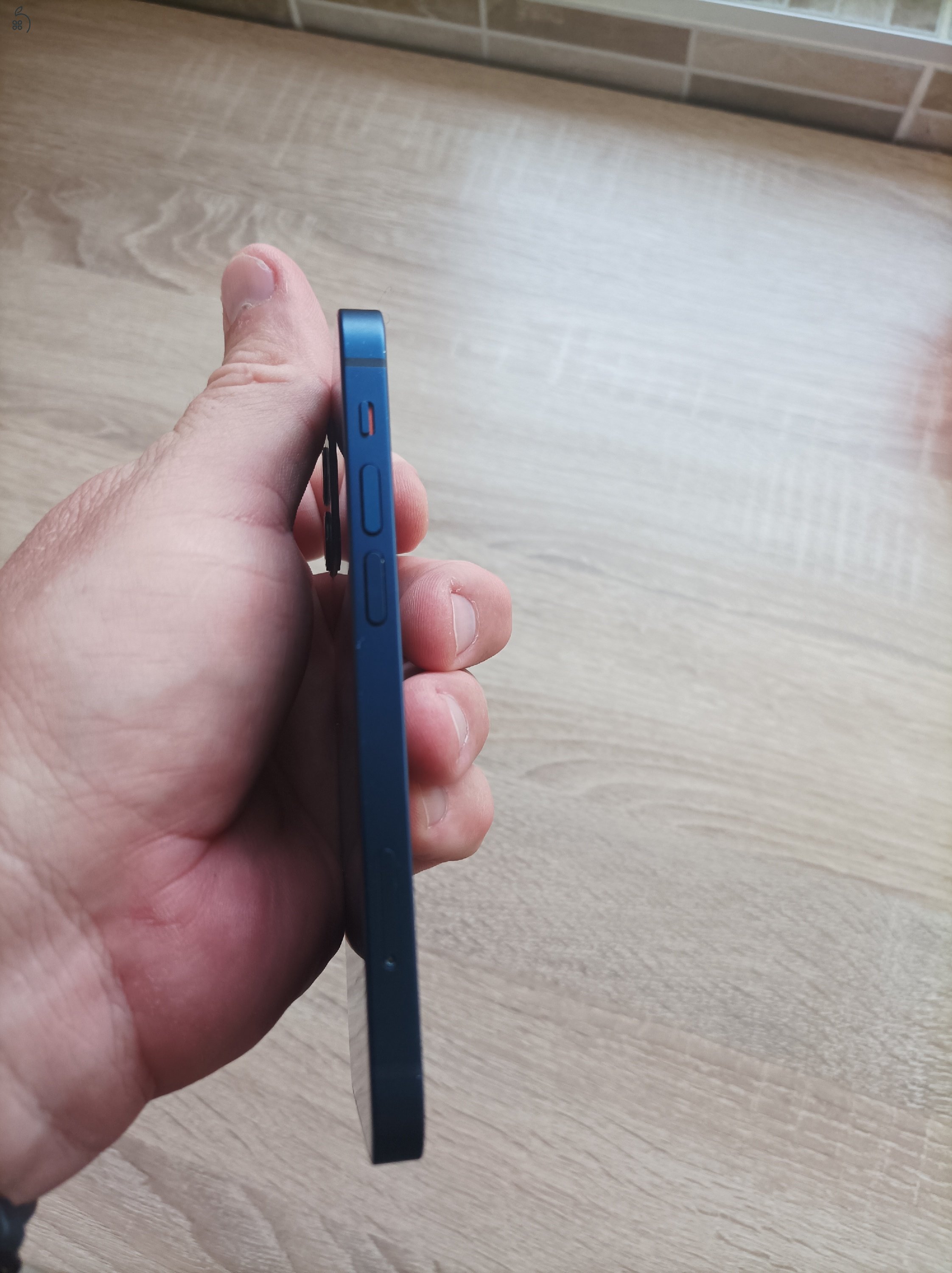 Megkímélt iPhone 12 mini eladó