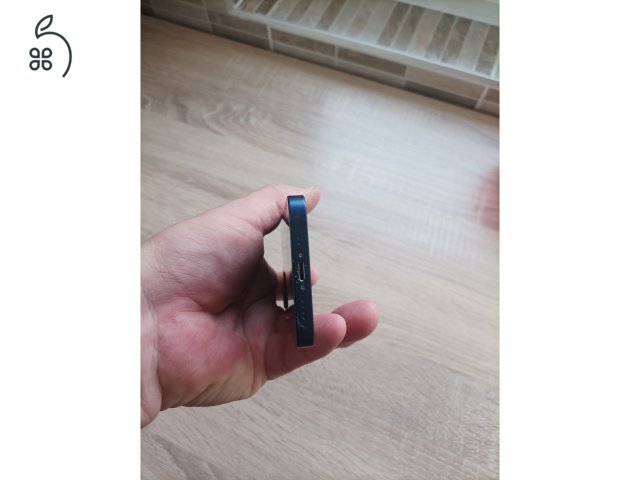 Megkímélt iPhone 12 mini eladó