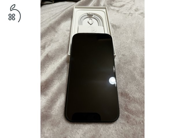 iPhone 16 fekete Független