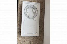 Újszerű Iphone  15 pro 128gb független (1 év gari)