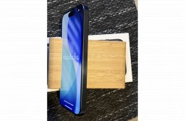 Újszerű Iphone  15 pro 128gb független (1 év gari)