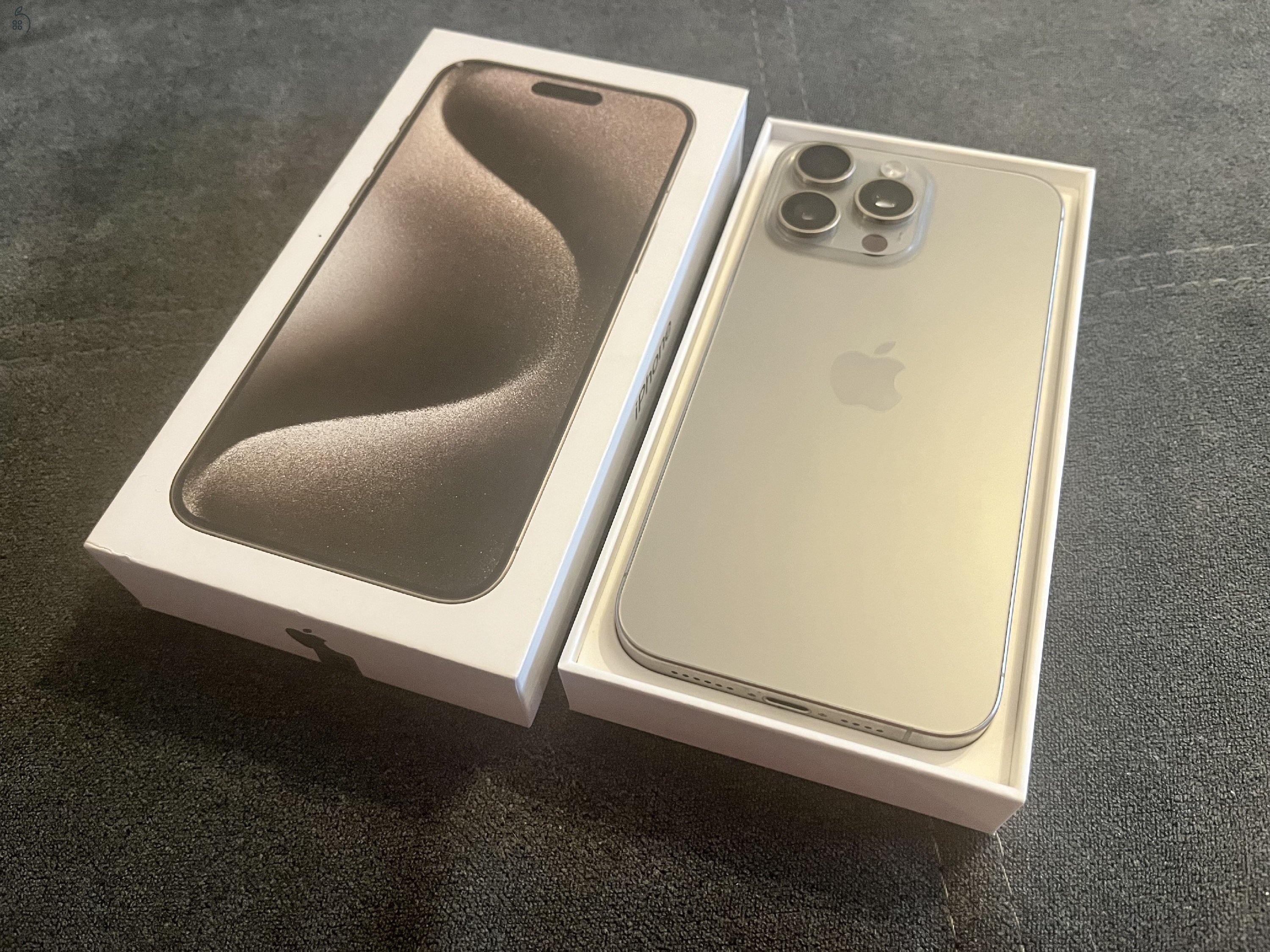 Eladó iphone 15 pro max 256gb