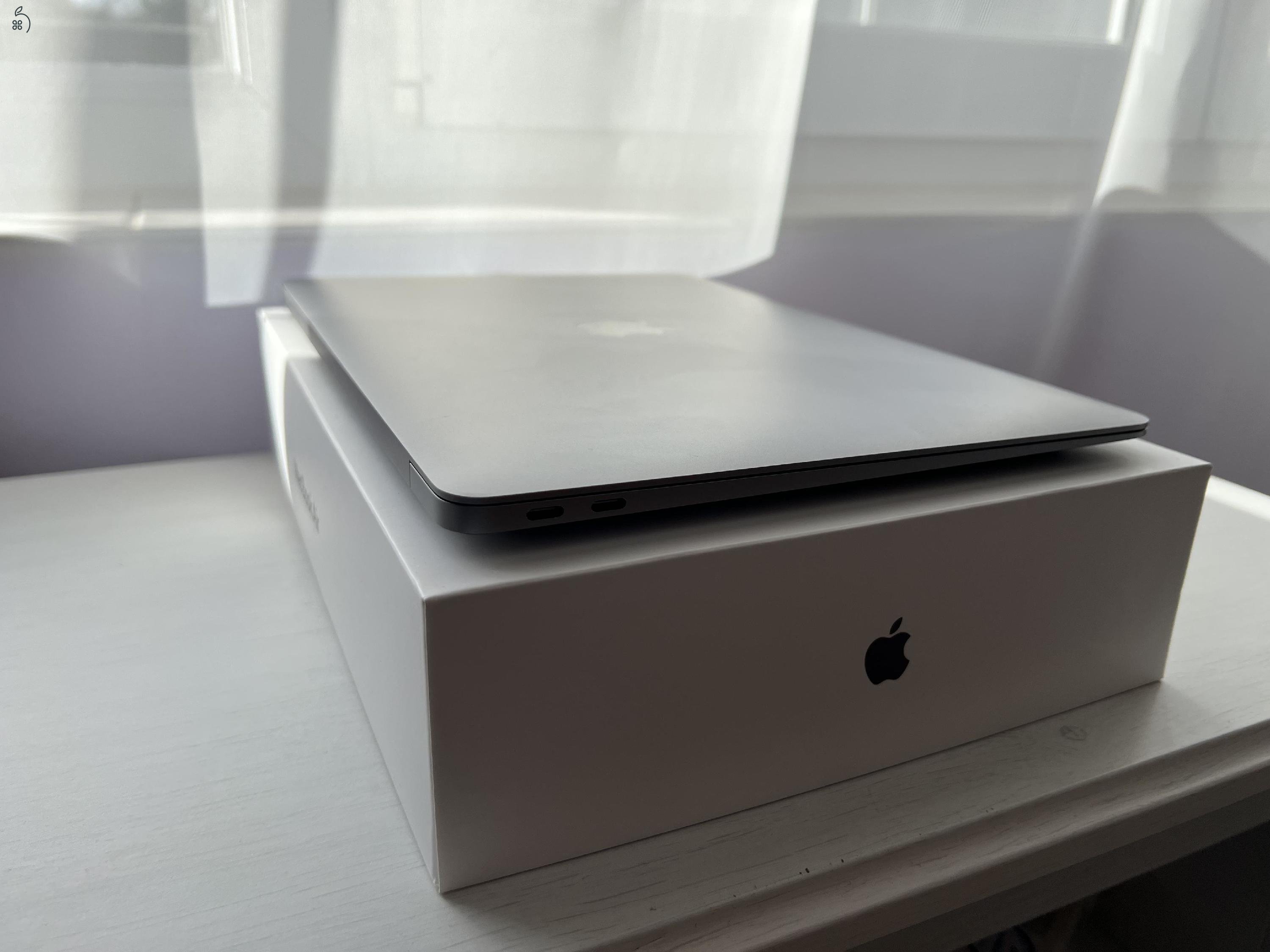 Macbook Air M1 16gb ram 1TB SSD