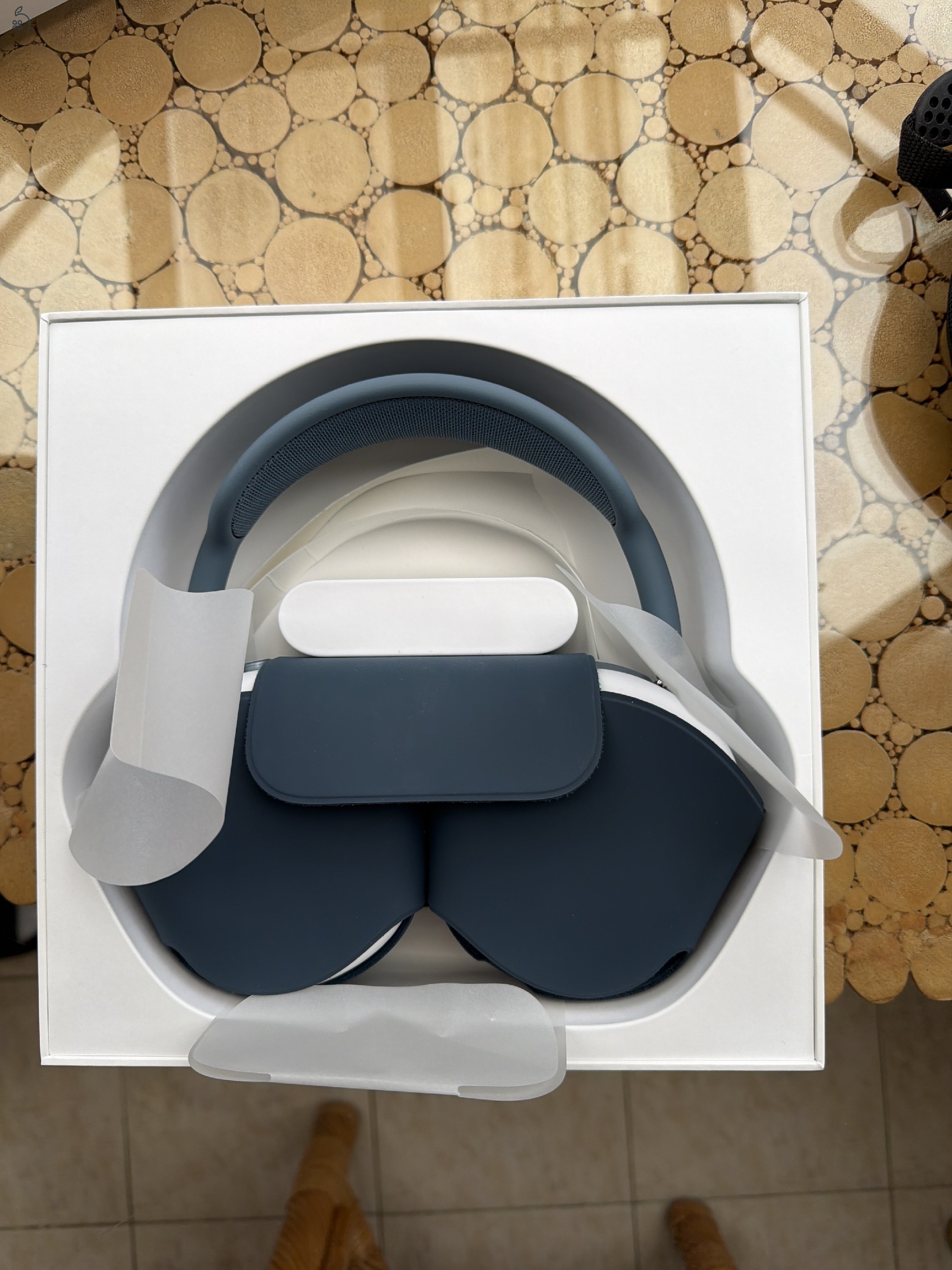 Apple AirPods Max (2024) kék - tökéletes állapotban, azonnal vihető