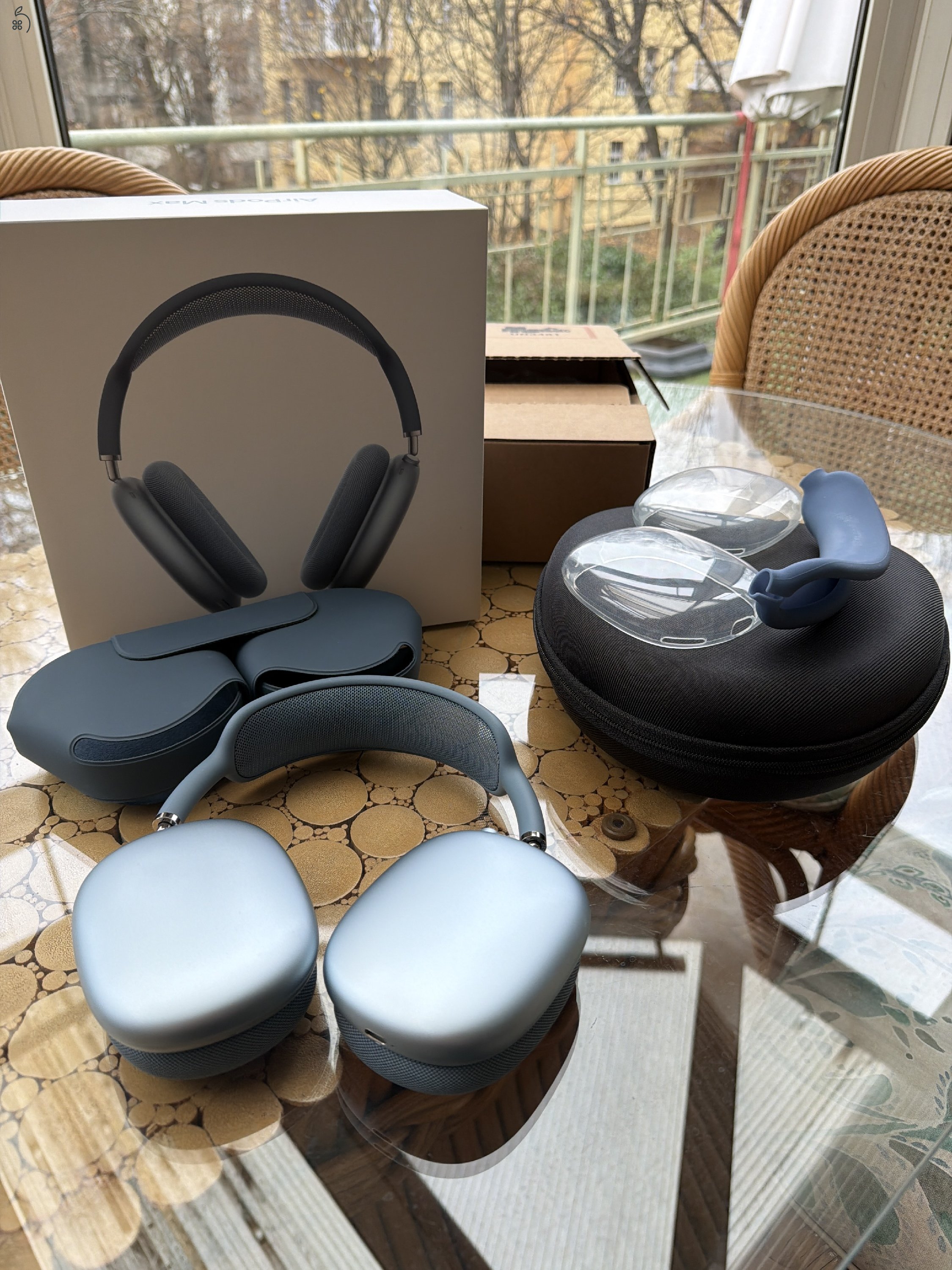 Apple AirPods Max (2024) kék - tökéletes állapotban, azonnal vihető