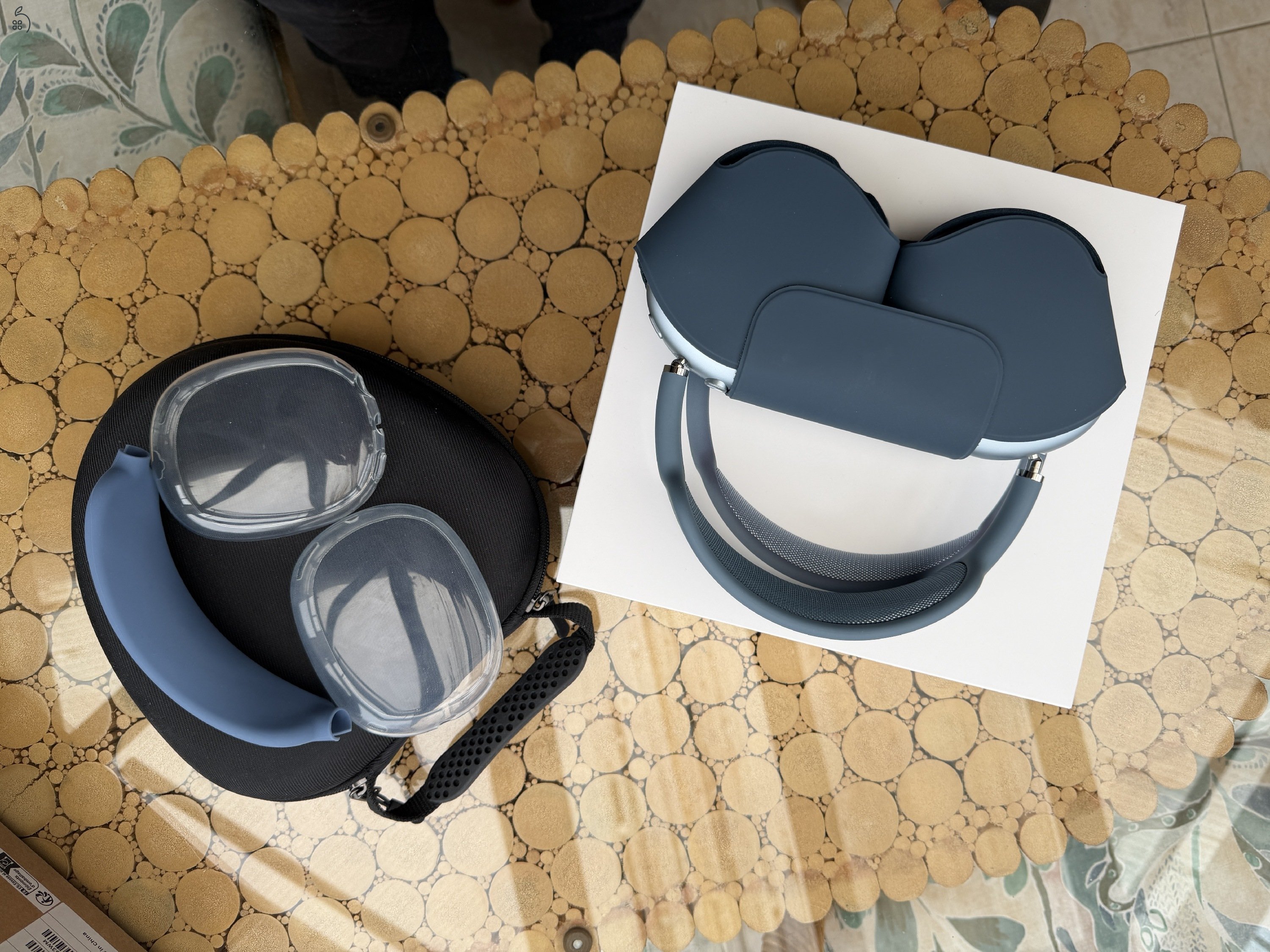 Apple AirPods Max (2024) kék - tökéletes állapotban, azonnal vihető