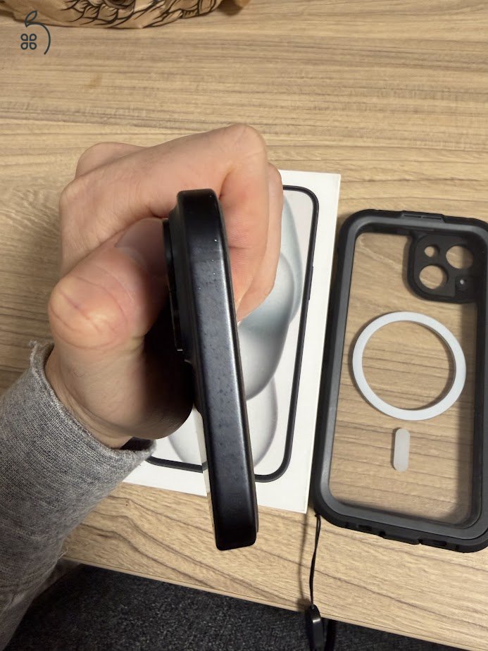 iPhone 15 128gb, független, fekete
