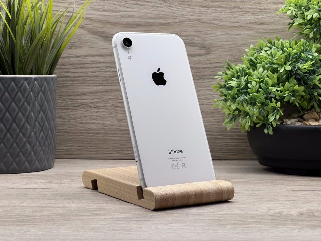 iPhone XR White 64GB 2 ÉV Garanciával Számlával 100% Akku