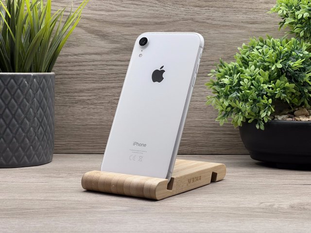 iPhone XR White 64GB 2 ÉV Garanciával Számlával 100% Akku