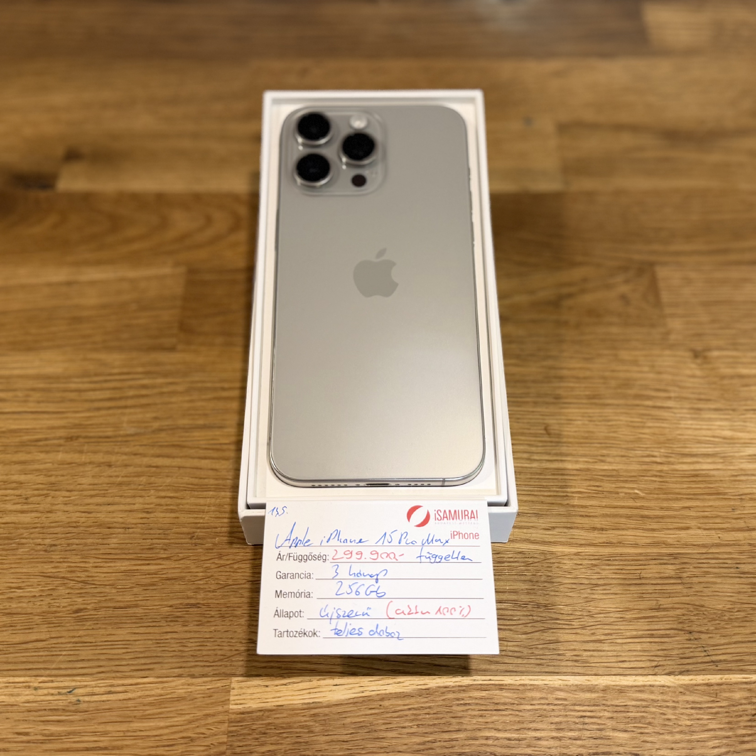 145. Apple iPhone 15 Pro Max  - 256GB - Natúr Titán - Akku 100%