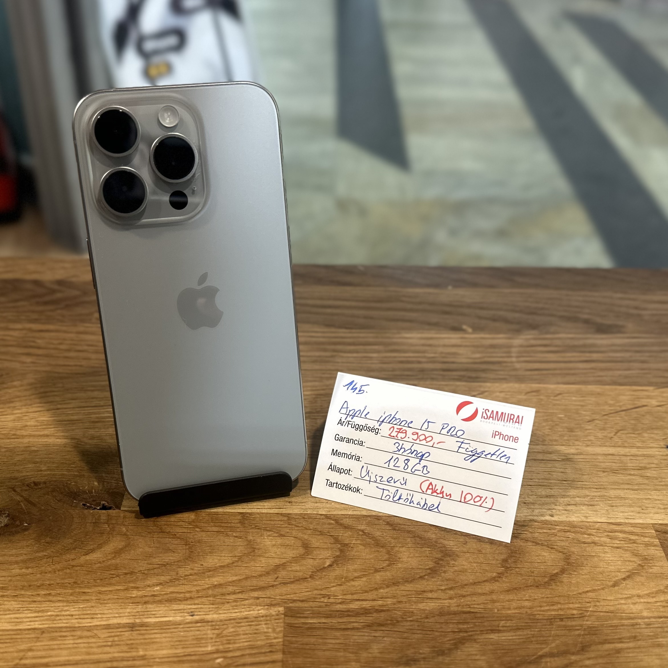 145. Apple iPhone 15 Pro - 128GB - Natúr Titán - Újszerű