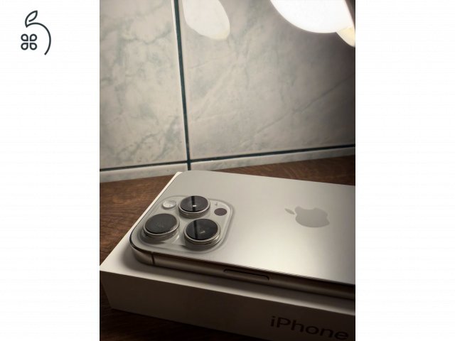 Apple iPhone 16 Pro Max - 256GB 