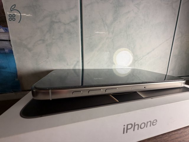 Apple iPhone 16 Pro Max - 256GB 