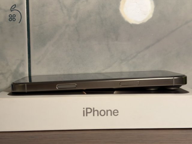 Apple iPhone 16 Pro Max - 256GB 