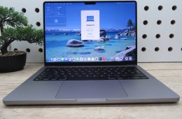 Apple MacBook Pro 14” (2021, M1 Pro) – Liquid Retina XDR + ProMotion 120 Hz, akár 17 óra – 16 GB RAM – 500 GB SSD – Használt, karcmentes – 188 ciklus – 3 hónap garancia