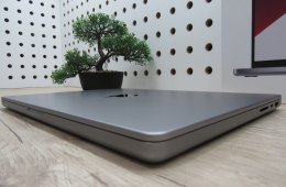 Apple MacBook Pro 14” (2021, M1 Pro) – Liquid Retina XDR + ProMotion 120 Hz, akár 17 óra – 16 GB RAM – 500 GB SSD – Használt, szép állapot – ~85% akku – 3 hónap garancia