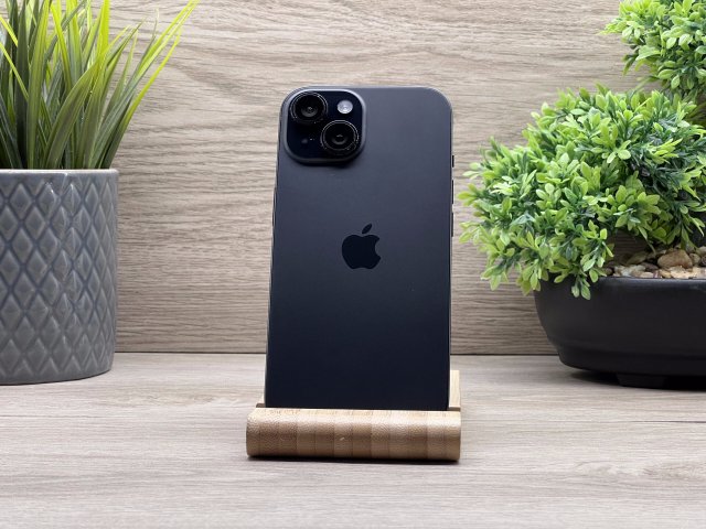 Hibátlan iPhone 15 Black 128GB 2 ÉV Garanciával Számlával 100% Akku