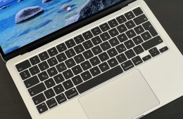 Apple MacBook Air 2022 M2 13